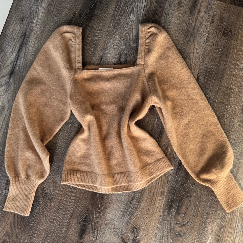H&M Tan Wool Blend Sweater Blouse - New with Tags